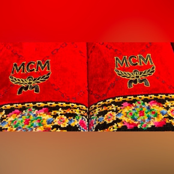 MCM set of two hand towels. NIB - Picture 8 of 9